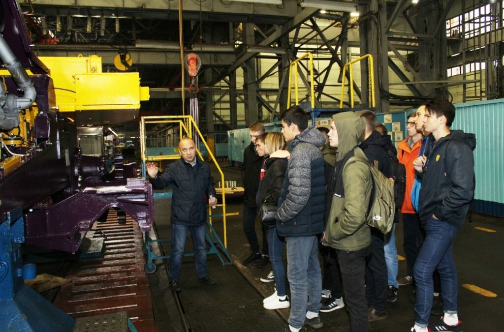 https://promtractor.tplants.com/ru/events/news/2018/10/24/
